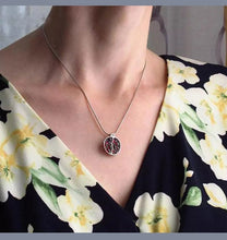 Load image into Gallery viewer, Fashion Fruit Crystal Pomegranate Pendant Necklace Choker Women