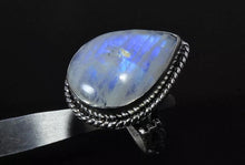 Load image into Gallery viewer, Natural Blue Rainbow Moonstone 925 Solid Sterling Silver Ring Size US 8.0 o134