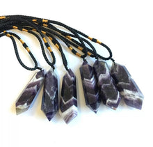 Load image into Gallery viewer, 5Pcs Natural Dream Amethyst Quartz Crystal Chakra Healing Stone Pendant Necklace