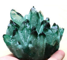 Load image into Gallery viewer, 521.2g RARE ! New Find Natural Beatiful Green Quartz Crystal Cluster Specimen